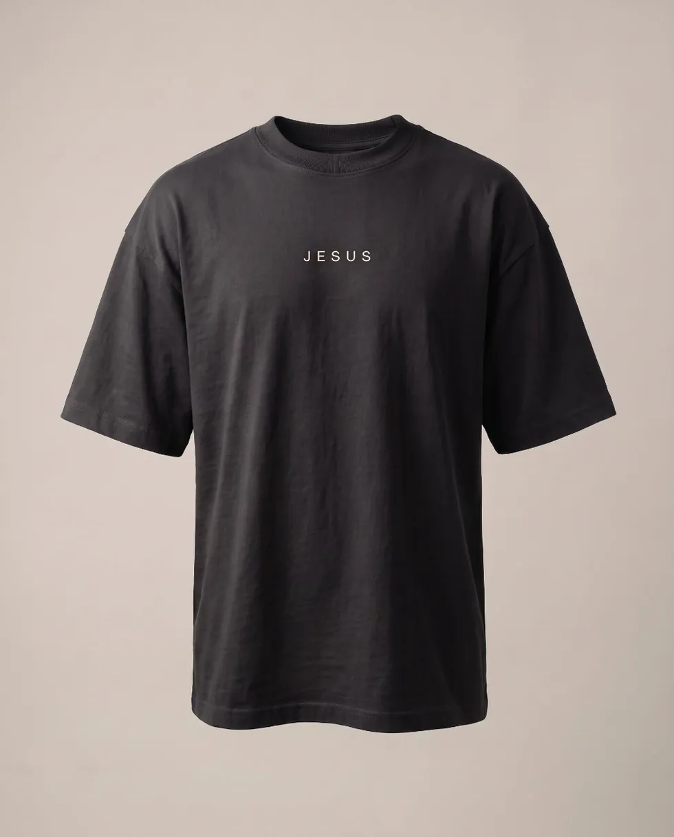 Jesus oversized, Preta, letra creme