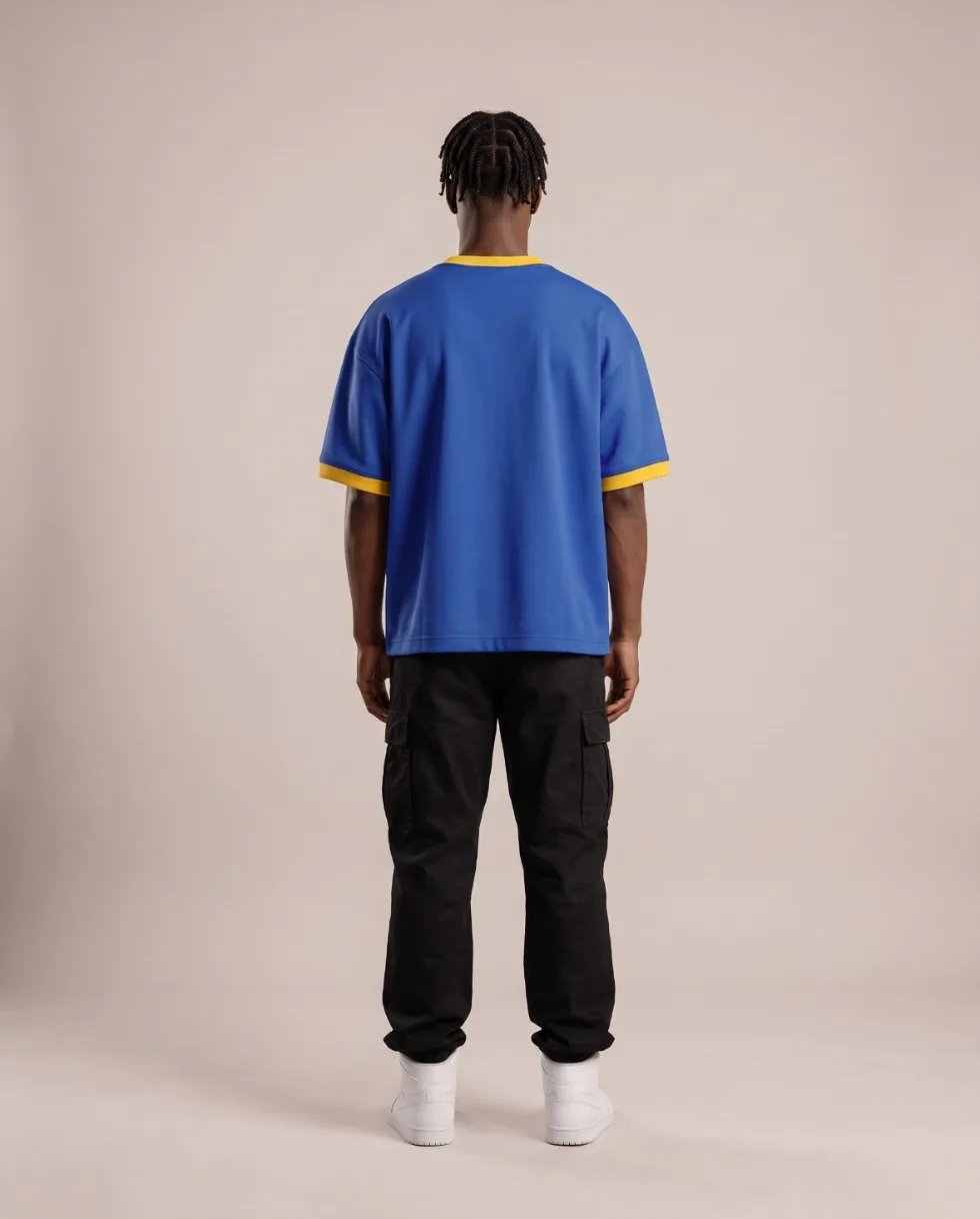 Camiseta Liga oversized, Azul royal, gola e punhos amarelos
